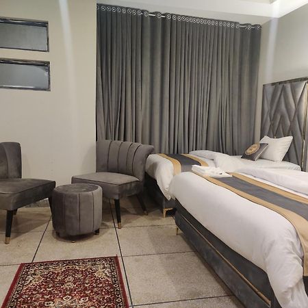 Hotel Swiss Pearl Lahore Exterior photo