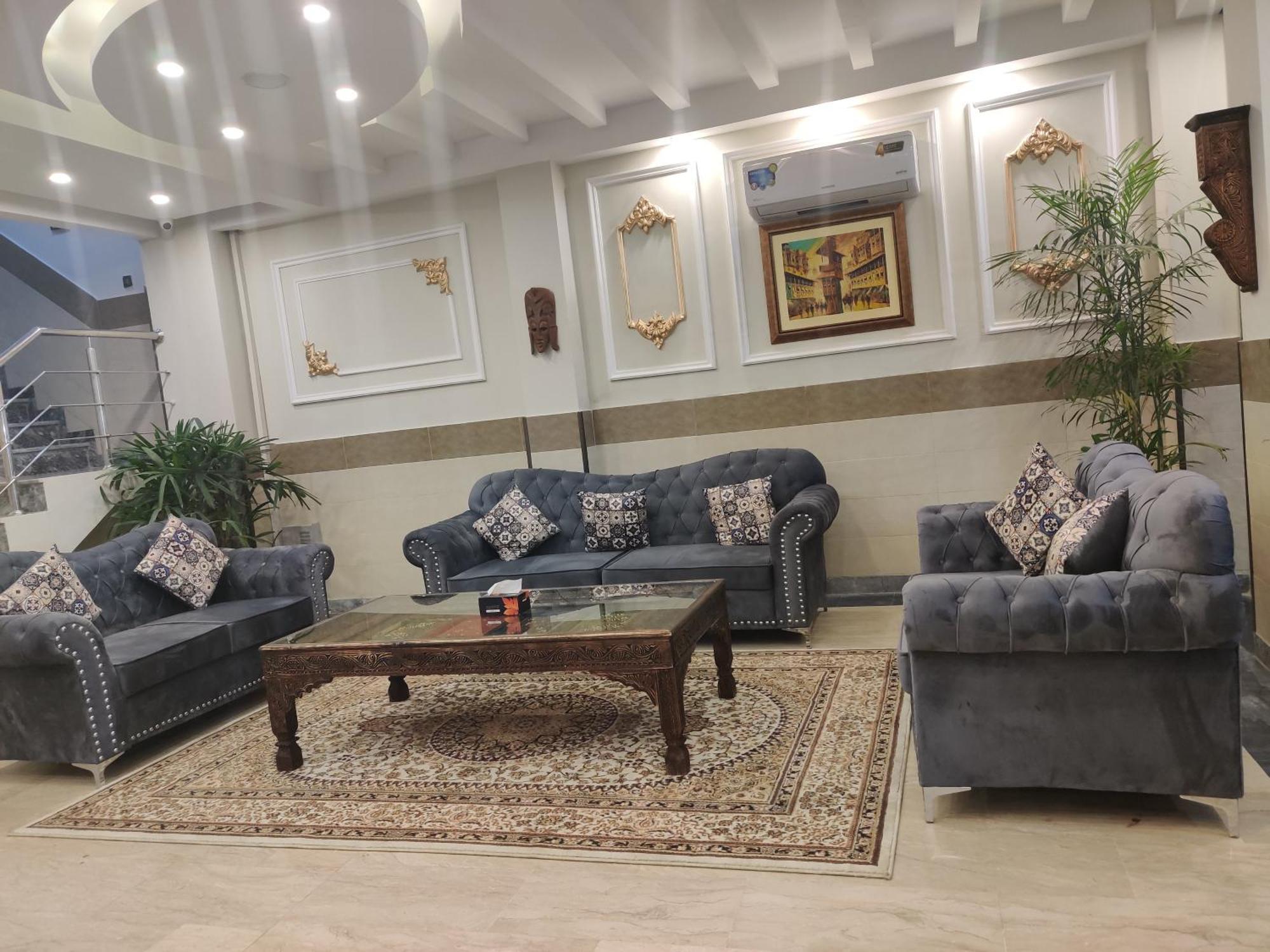 Hotel Swiss Pearl Lahore Exterior photo